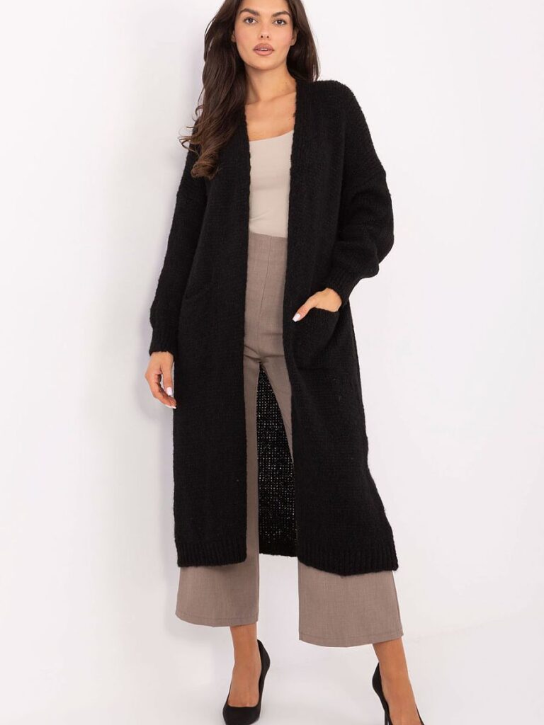 Cardigan long noir fluide avec poches, coupe élancée longueur genou