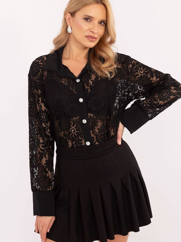 Chemise noire dentelle ajourée col structuré, détail transparent