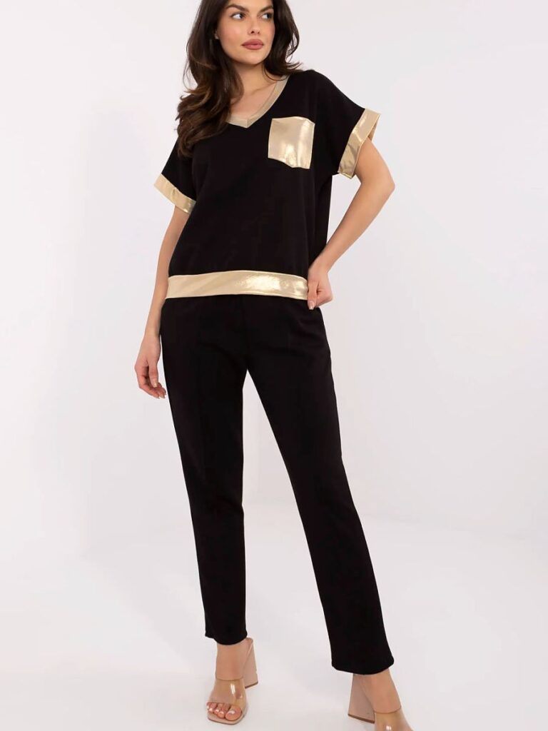 Ensemble chemisier doré manches courtes et pantalon taille haute noir