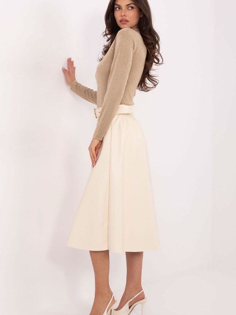 Jupe midi simili cuir crème élégante avec ceinture fine — vue 1