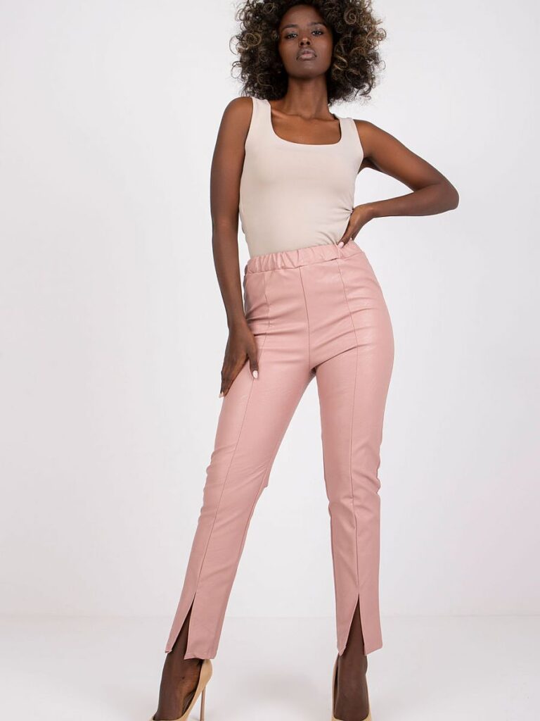 Pantalon Rosalie taille haute rose pâle, coupe flatteuse élégante