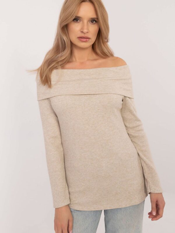 Pull épaules nues sable