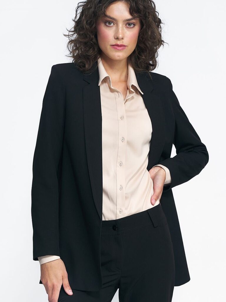 Veste tailleur noire épurée sans boutonnage, coupe classique élégante