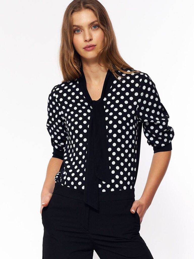 Mode Chic Femme : Sublimez Votre Garde-Robe avec Élégance