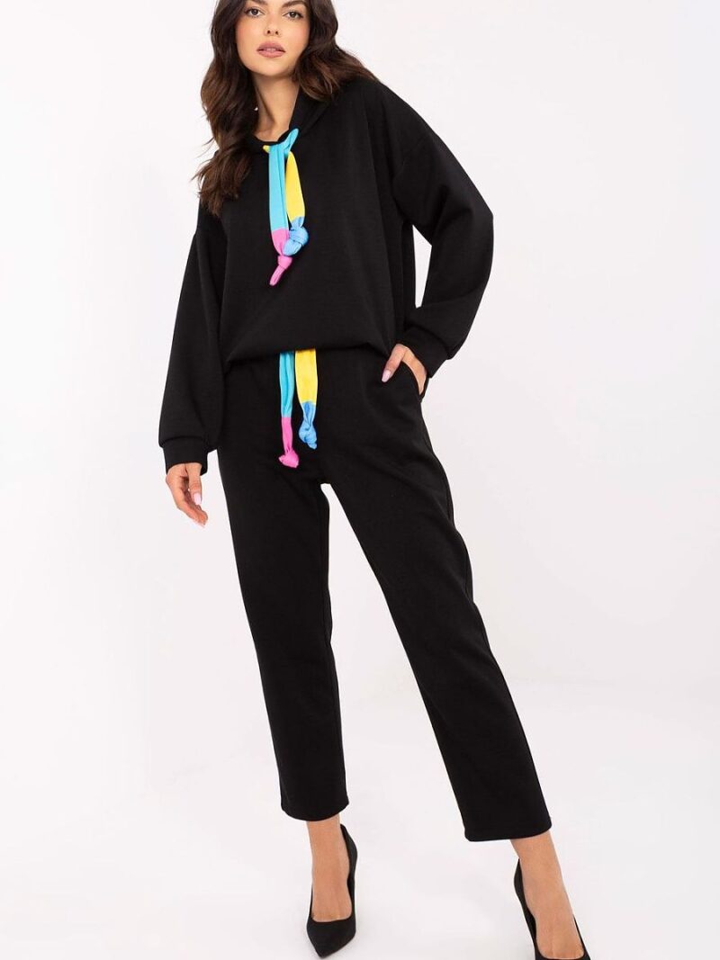 custom900x1200_1059229.jpg custom900x1200 1059229