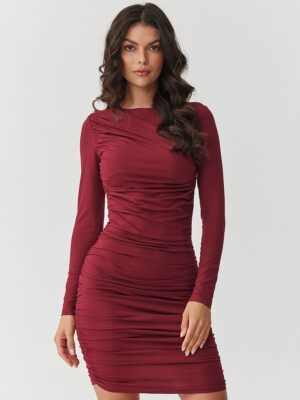 Robe courte ultra bordeaux