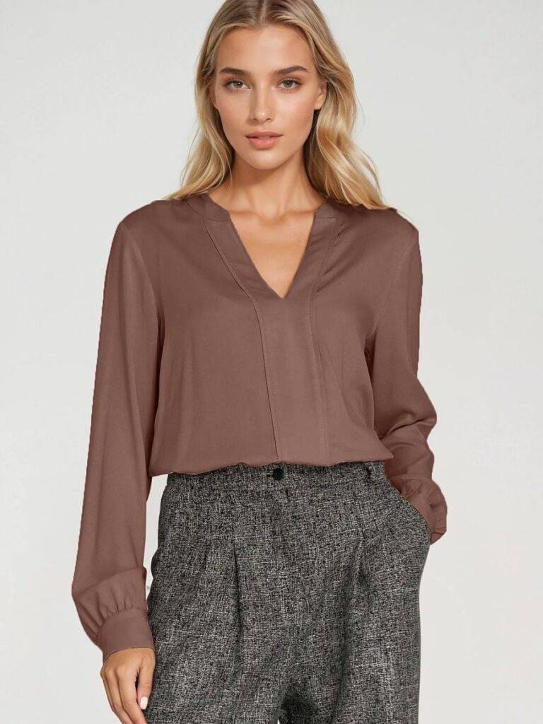 Chemise Anna viscose décolleté V moka, coupe régulière confortable