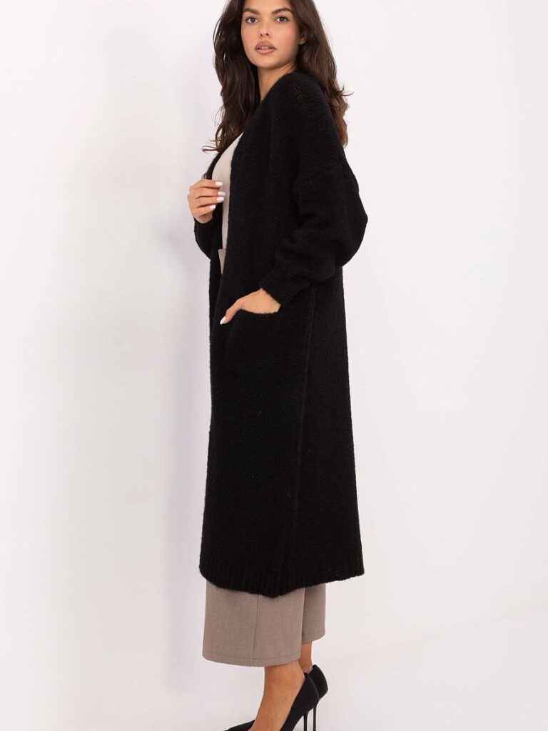 Cardigan long noir fluide sans fermeture, longueur genou, porté ouvert — vue 1