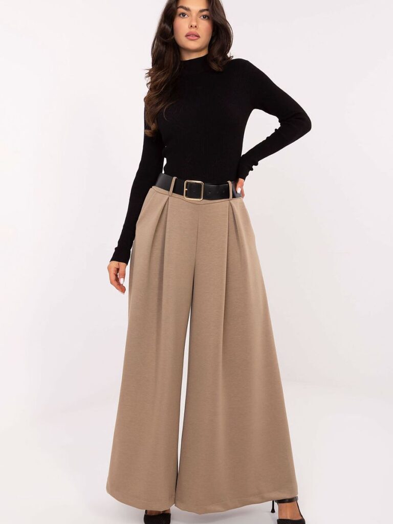 Palazzo beige fluide taille haute, plis raffinés, coupe large