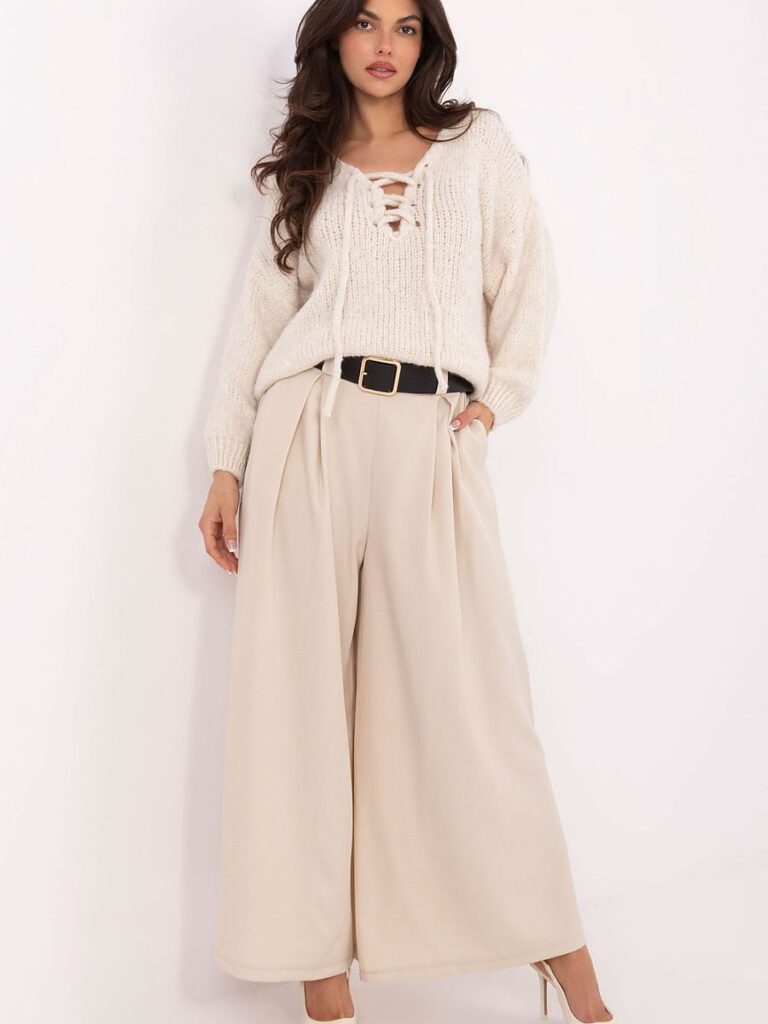 Pantalon palazzo beige taille haute fluide, jambes généreuses