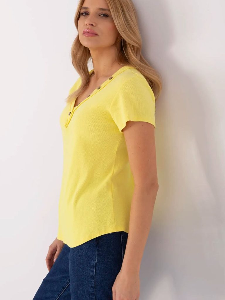 Chemisier jaune coton femme coupe ajustée décolleté V manches courtes — vue 1