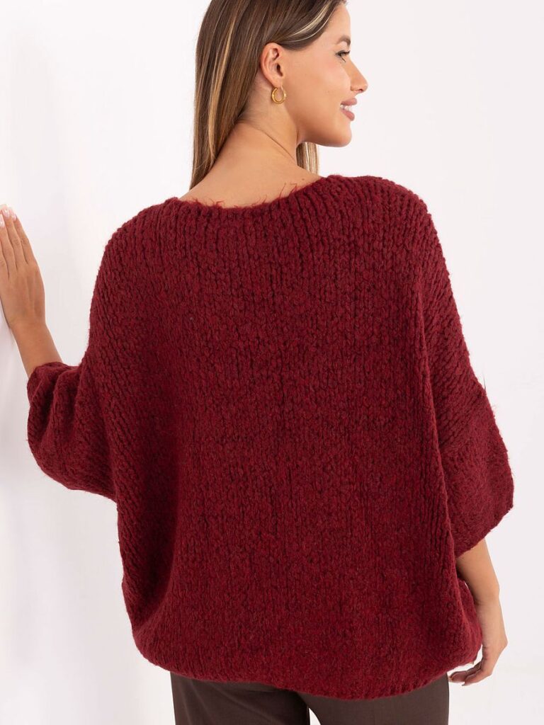Pull oversize bordeaux manches 3/4 col V affinant, matière alpaga douce — vue 2