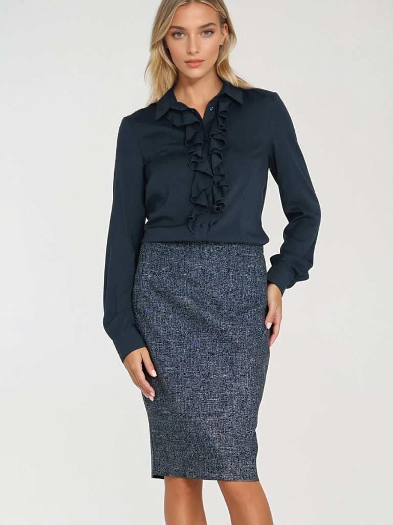 Chemise cintrée Joséphine avec jabot bleu marine, viscose — vue 1