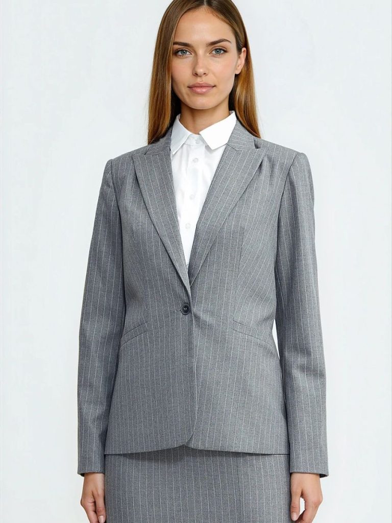Blazer femme gris rayé cintré, coupe classique épaulettes structurantes
