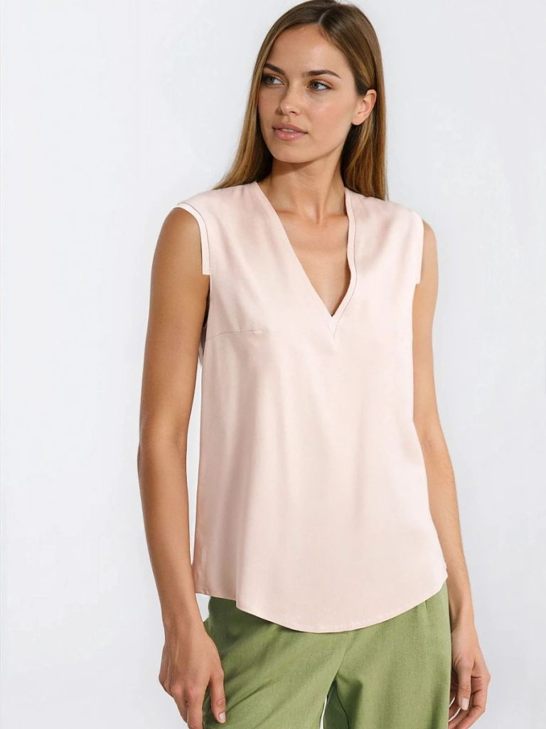 Chemisier Léa beige viscose avec décolleté V et fronces