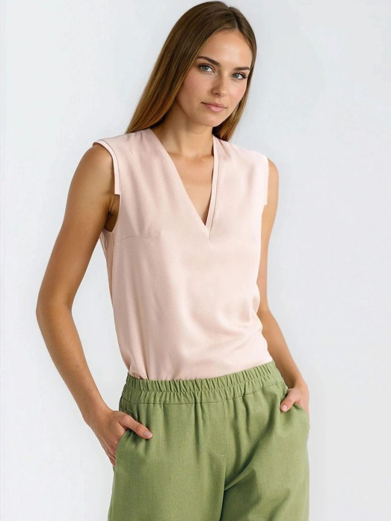 Chemisier Léa beige viscose avec décolleté V et fronces — vue 1