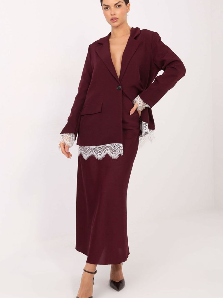 Blazer violet femme avec finitions dentelle aux manches et ourlet