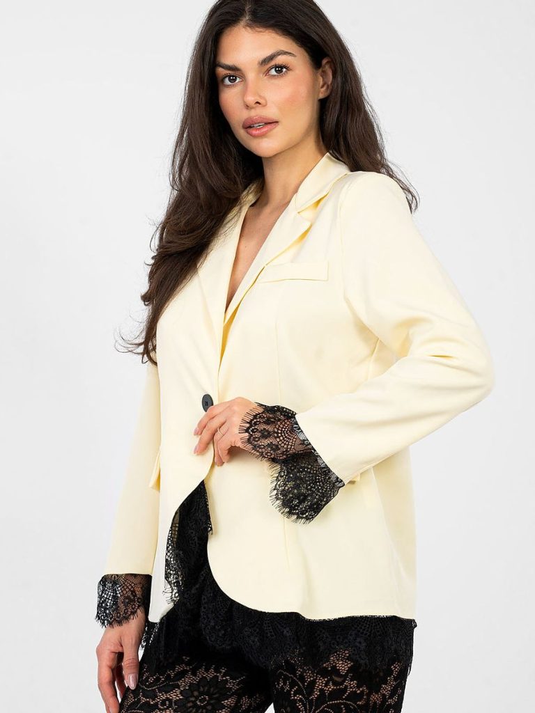 Veste blazer beige avec manches dentelle raffinée, coupe épurée femme — vue 1