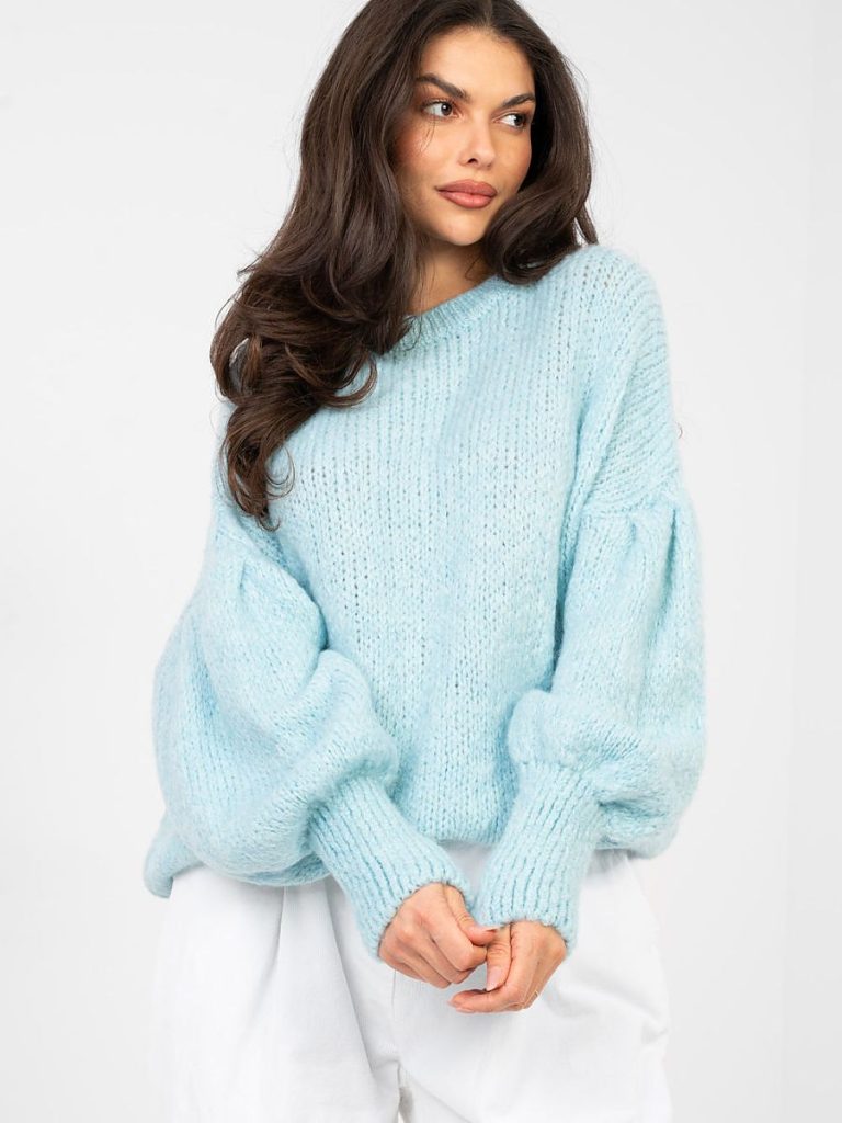 Pull bleu femme manches bouffantes motif graphique, couture soignée