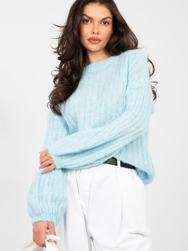 Pull femme bleu côtelé manches bouffantes coupe standard