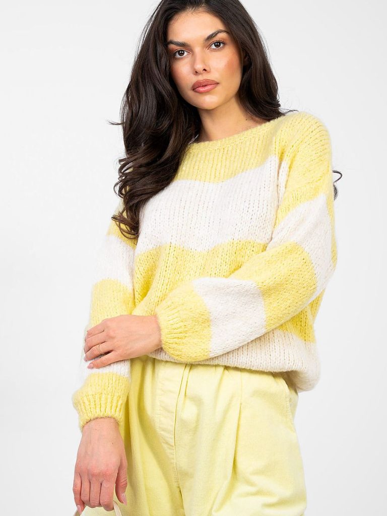 Pull oversize Joëlle rayé multicouleur, coupe généreuse et manches longues