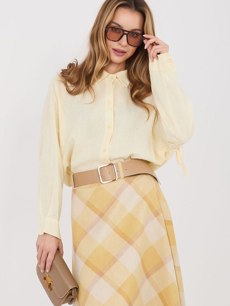 Chemise Éliane beige lin coton lyocell, col classique femme