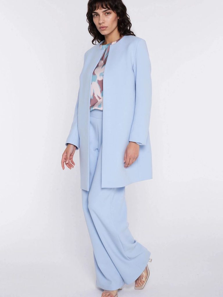 Blazer Audrey bleu coupe ajustée pour femme, vue de face — vue 3