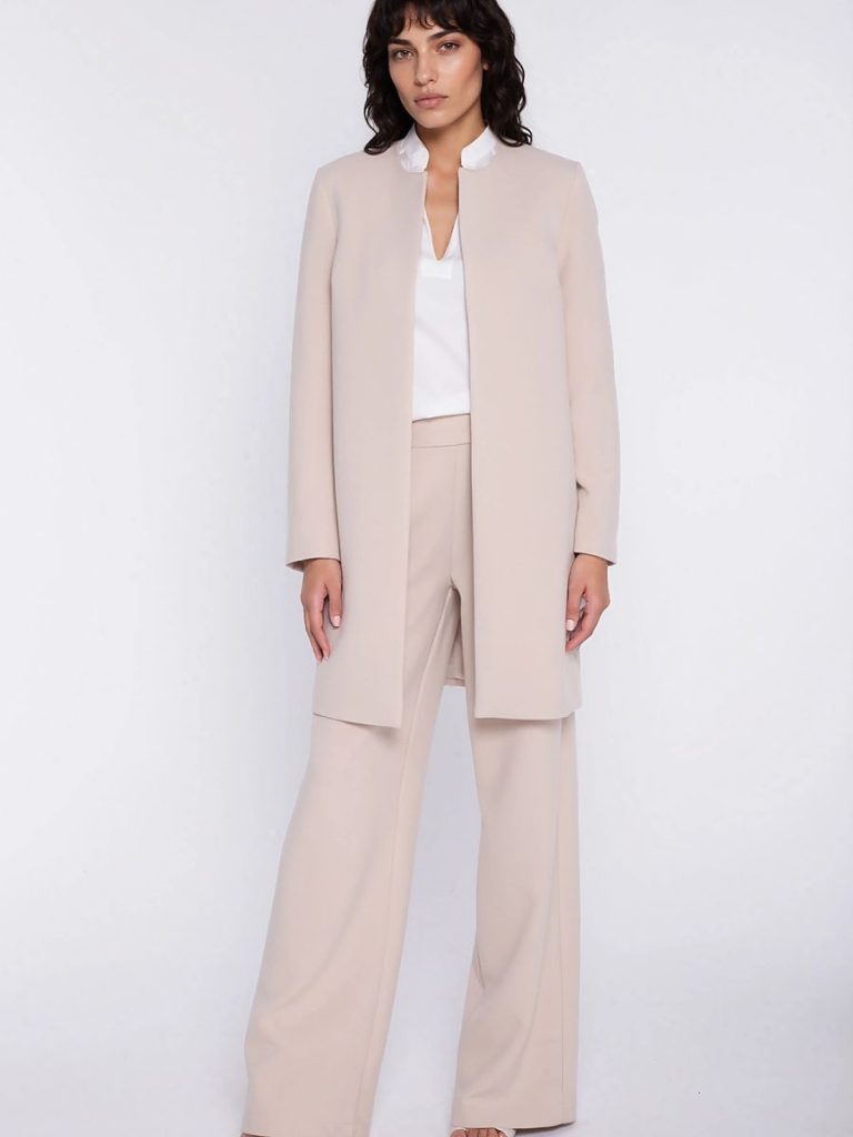 Blazer beige structuré femme coupe épurée chic
