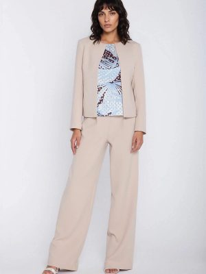 Blazer Nathalie avec épaulettes structurées, coupe ajustée, femme élégante — vue 1