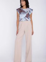 Chemisier blanc coton fluide ajusté, boutons nacrés, col structuré — vue 1