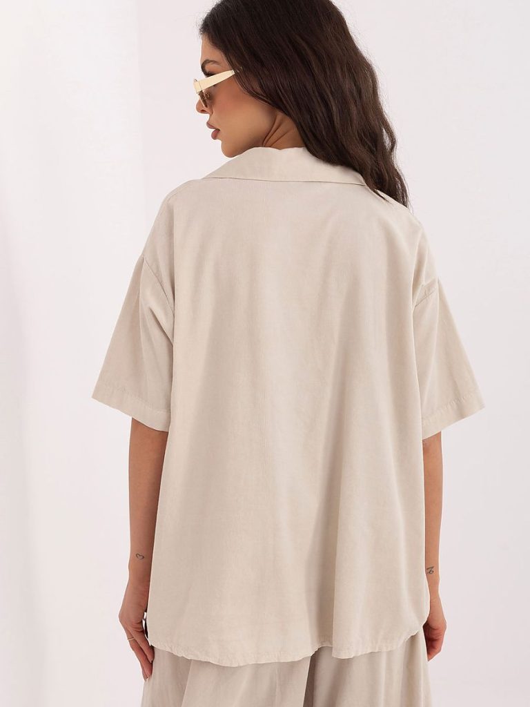 Chemise manches courtes femme coupe ajustée couleur neutre — vue 2