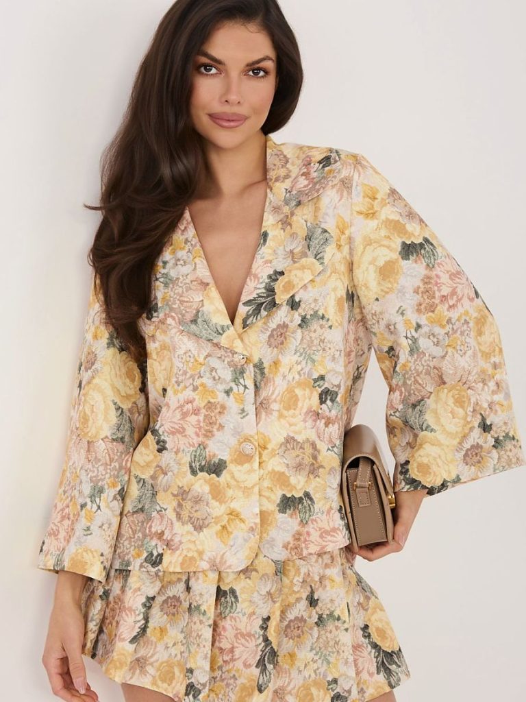 Blazer tailleur femme coupe affûtée, style élégant et épuré — vue 2