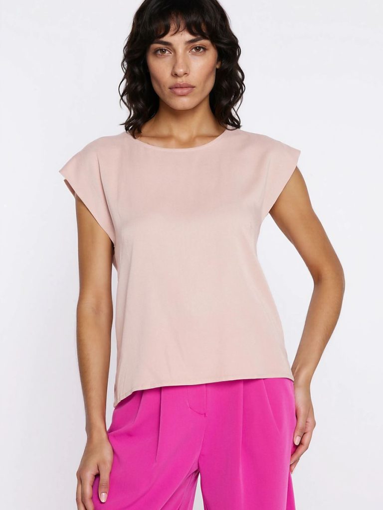 Chemisier beige Léa en viscose fluide avec manches kimono généreuses — vue 1