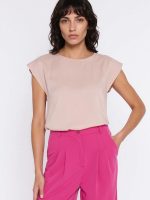 Chemisier Léa en viscose fluide manches kimono, encolure ronde, femme élégante — vue 3