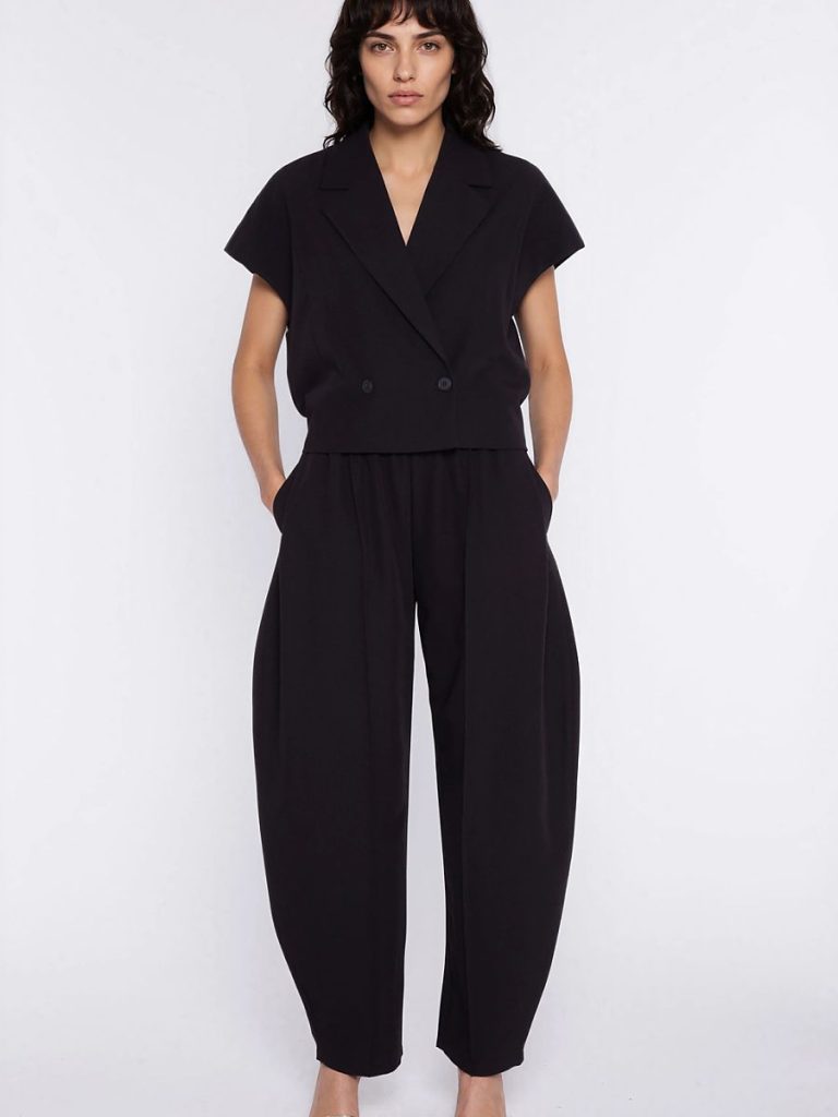 Blazer noir Nathalie manches courtes, col classique, ceinture intégrée — vue 1
