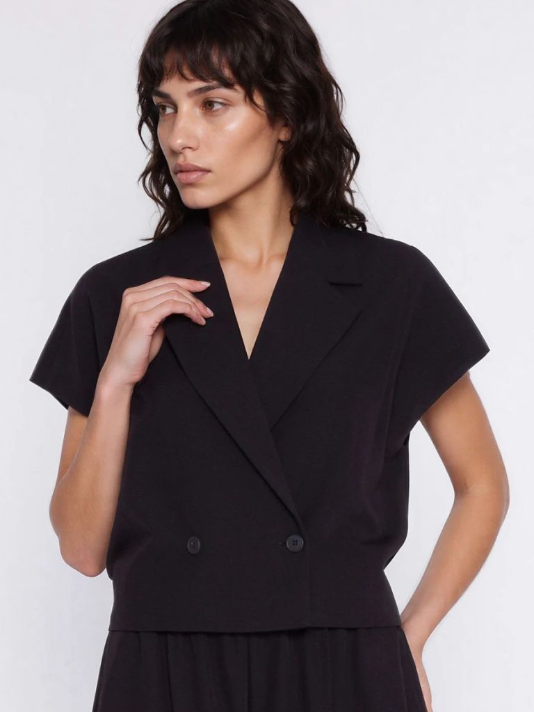 Blazer noir Nathalie manches courtes, col classique, ceinture intégrée — vue 3