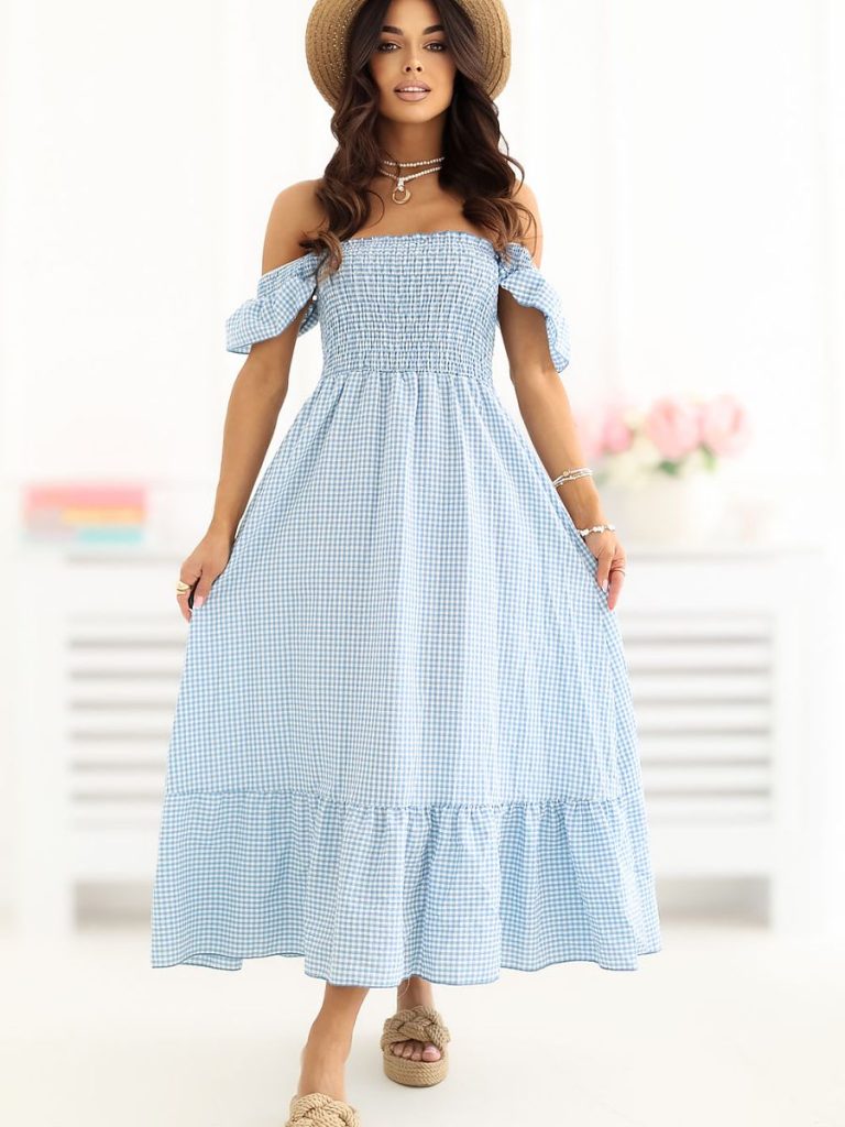 Robe midi évasée carreaux décolleté espagnol manches volantées
