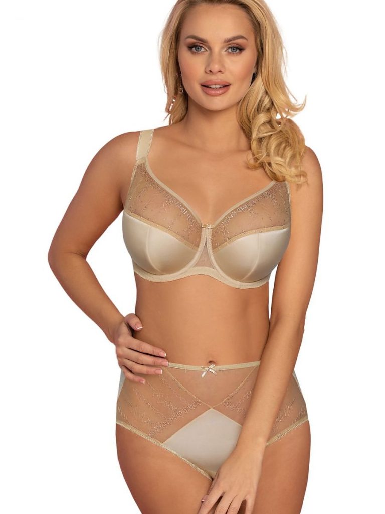 Culotte beige en tulle avec motifs géométriques, coupe haute élégante