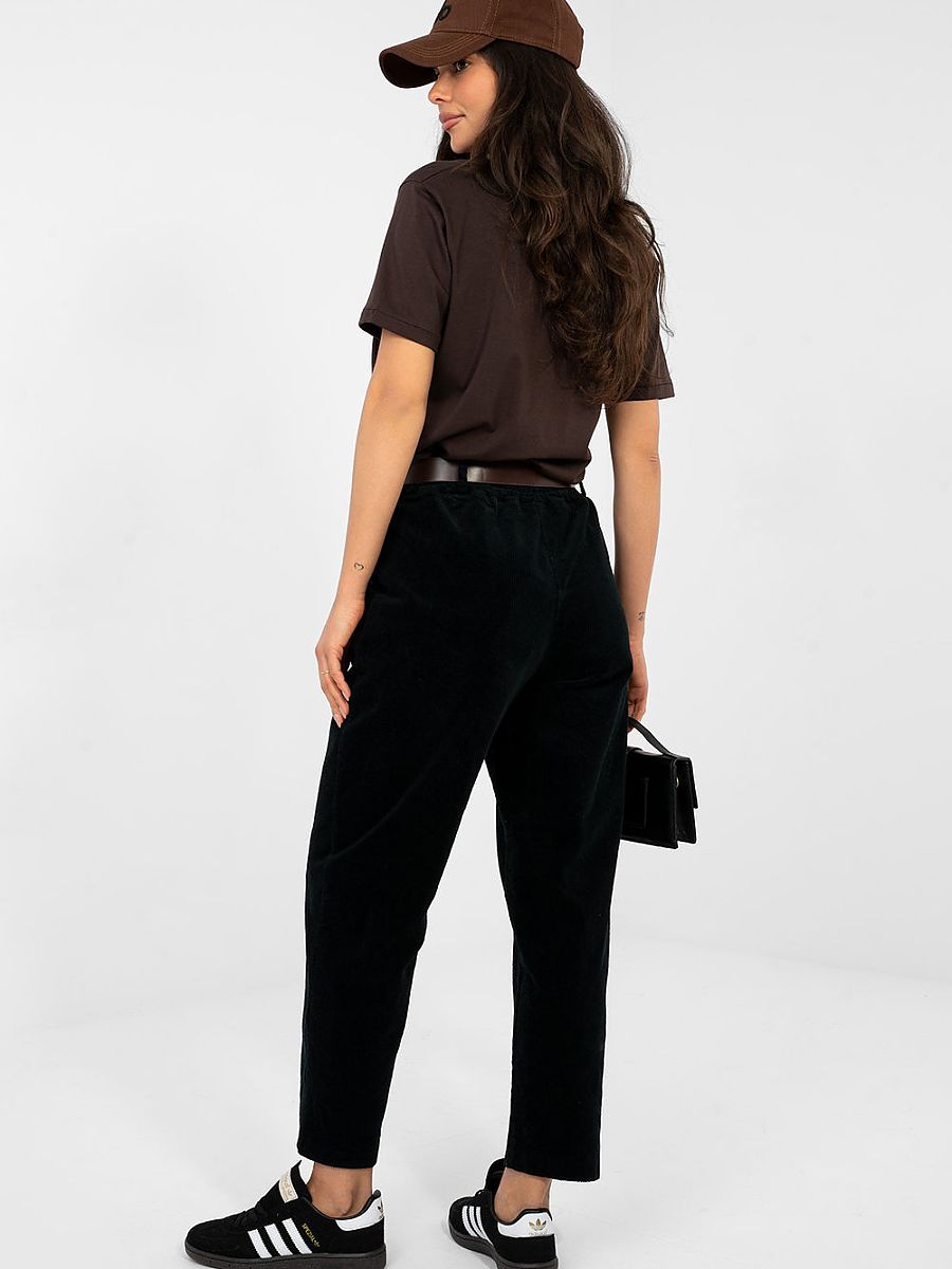 Pantalon carotte noir velours côtelé, taille haute et ceinture ajustable — vue 2