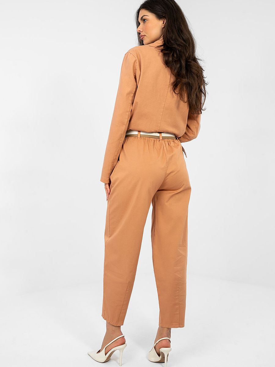 Pantalon carrot orange taille haute et jambes 7/8, vue de face — vue 2