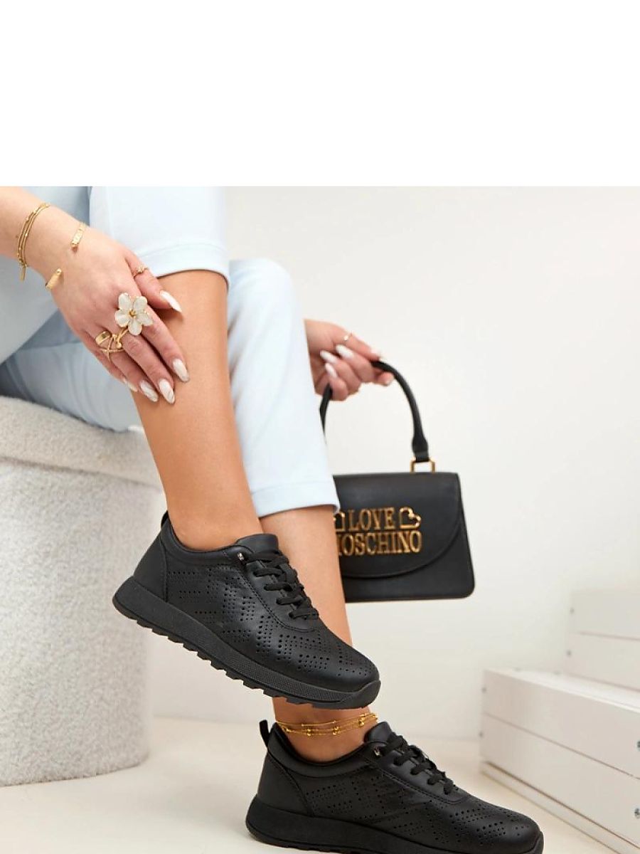 Baskets noires ajourées cuir écologique femme, vue de face