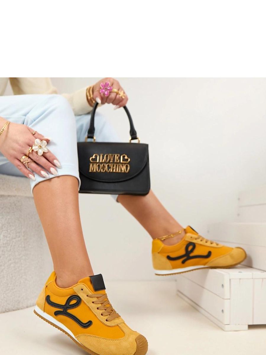 Baskets jaunes femme coupe basse patchs décoratifs cuir suédé — vue 2