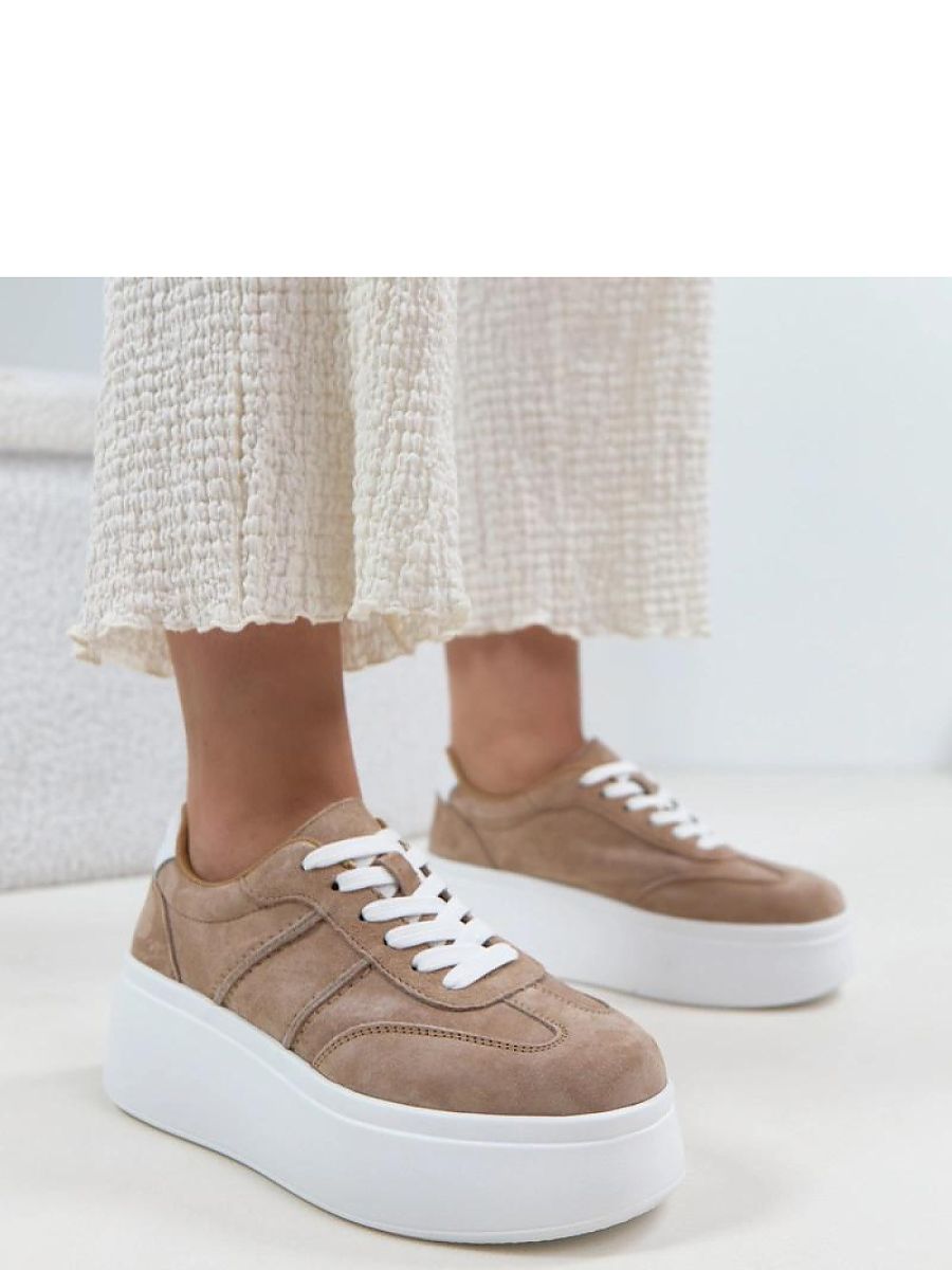 Baskets plateforme beige en cuir suédé, vue de profil et dessus — vue 1