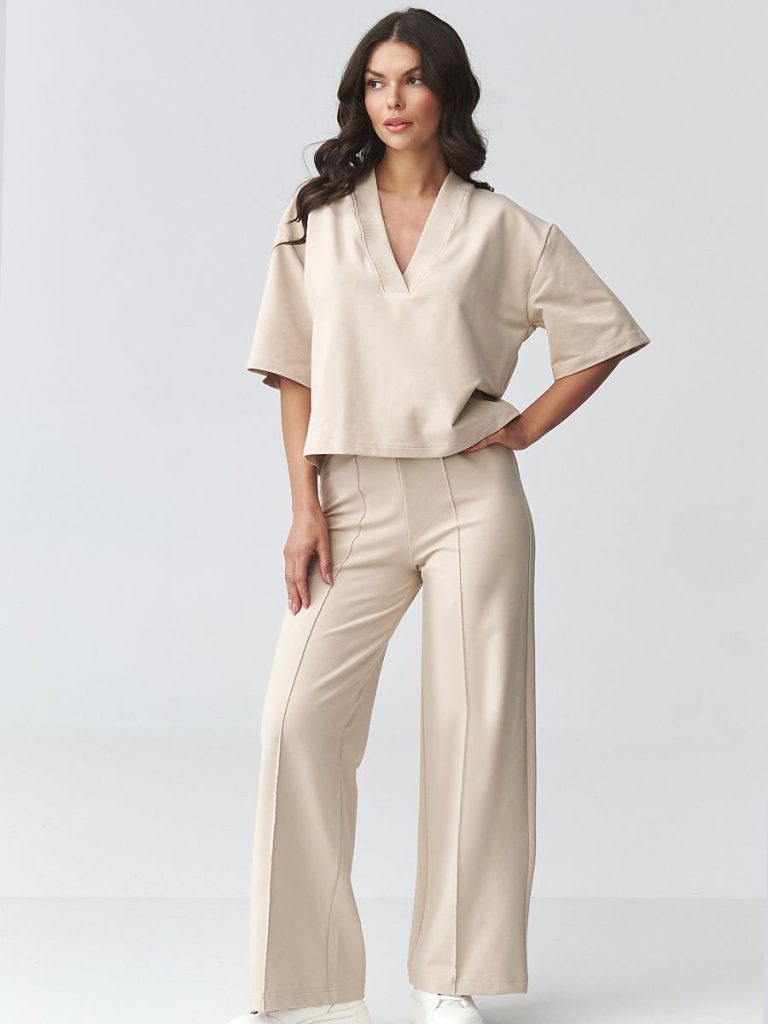 Ensemble beige femme : chemisier V ample et pantalon large fluide — vue 1
