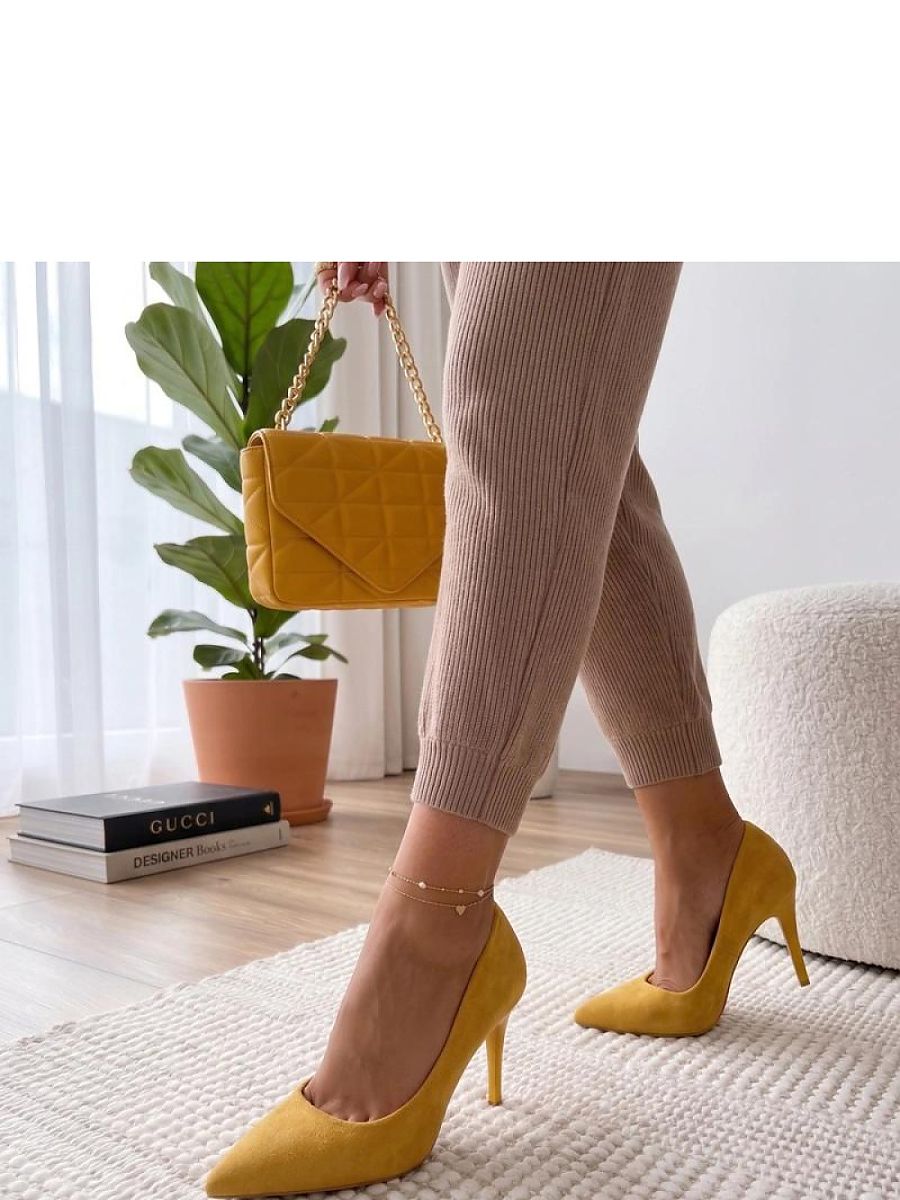 Escarpin jaune miel suédé écologique talon aiguille 7 cm