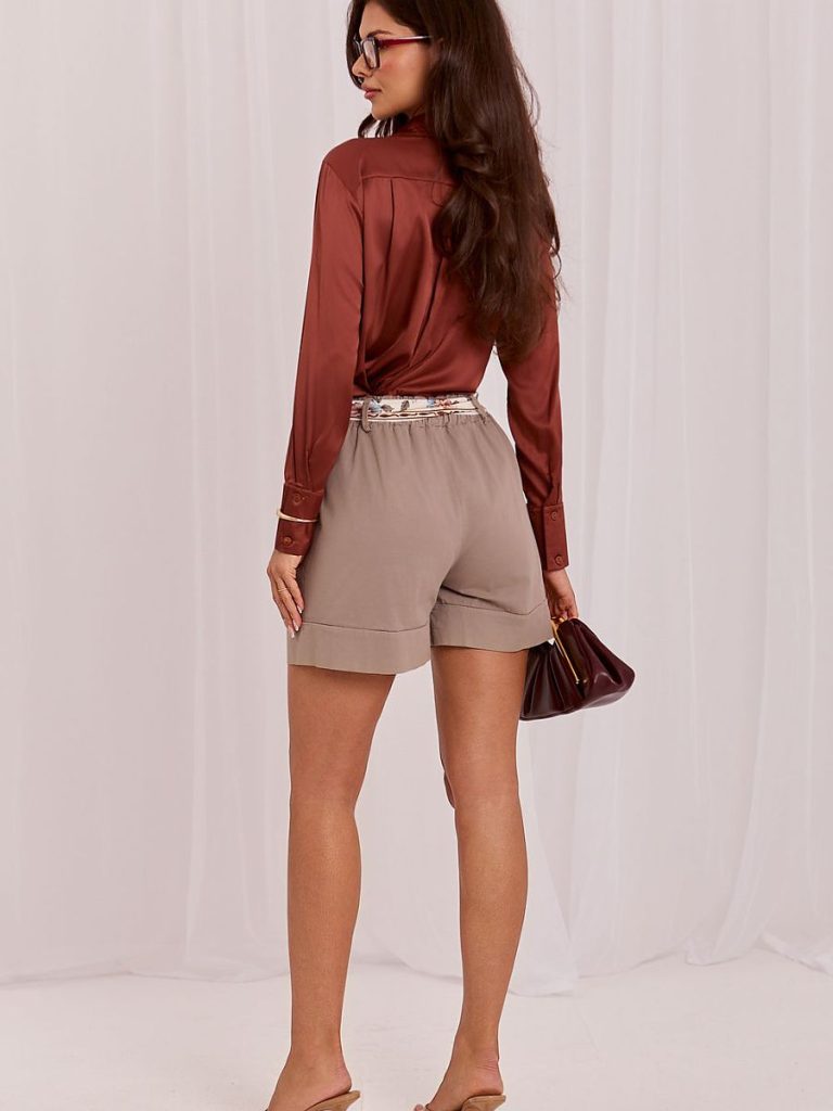 Shorts Italy Moda — vue 3